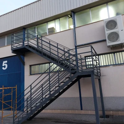 Escalera | ALSIMETAL SL
